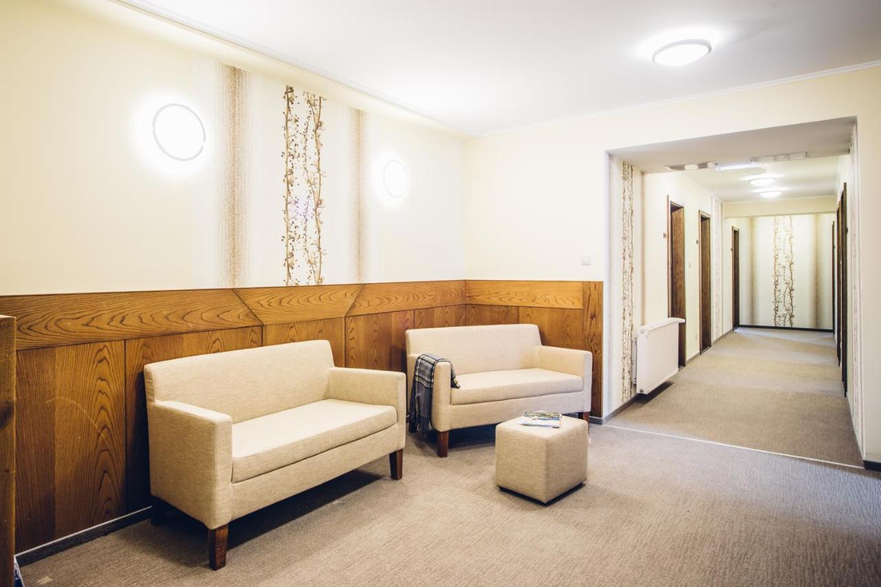 Natur Hotel Koevesteto Hosszuheteny Dış mekan fotoğraf