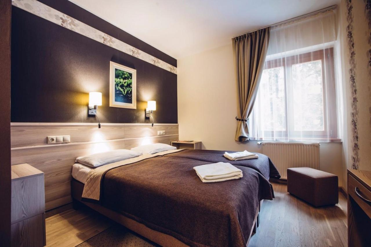 Natur Hotel Koevesteto Hosszuheteny Dış mekan fotoğraf